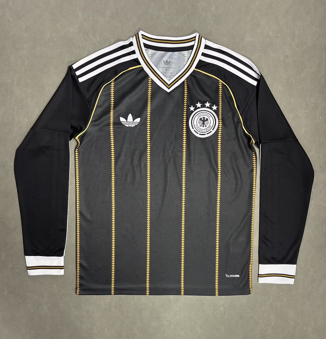 AAA Quality Germany 26/27 Special Black/Golden Long Jersey